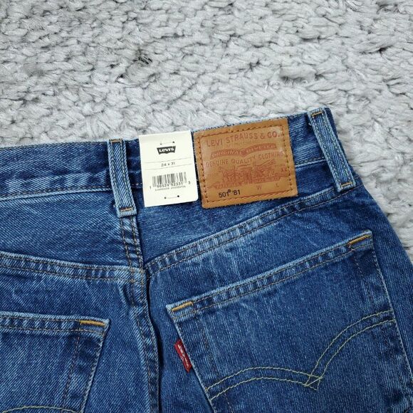 Levi's Premium 501 '81 Mom Jeans Medium Wash Blue Size 24x31 High Rise Tapered - Picture 4 of 12